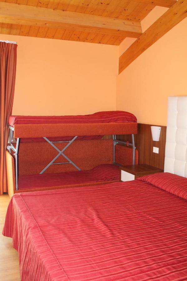 Hotel Vienna Caorle Exterior foto