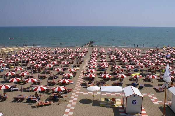 Hotel Vienna Caorle Exterior foto