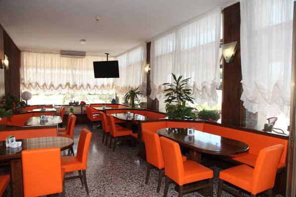 Hotel Vienna Caorle Exterior foto